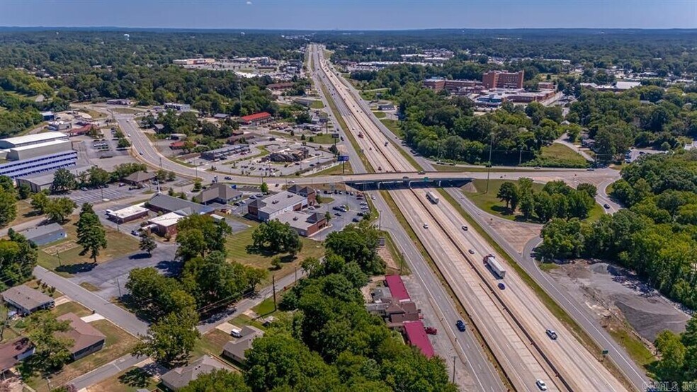 More Photos Of 16600 I-30 Hwy, Benton Hotel For Sale