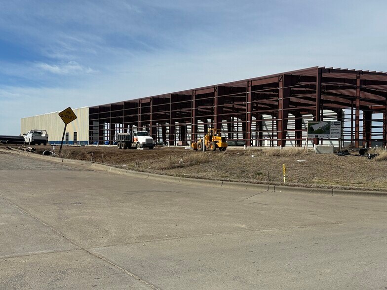 More Photos Of 0000 Clay Ridge Ct, Salina Warehouse For Lease