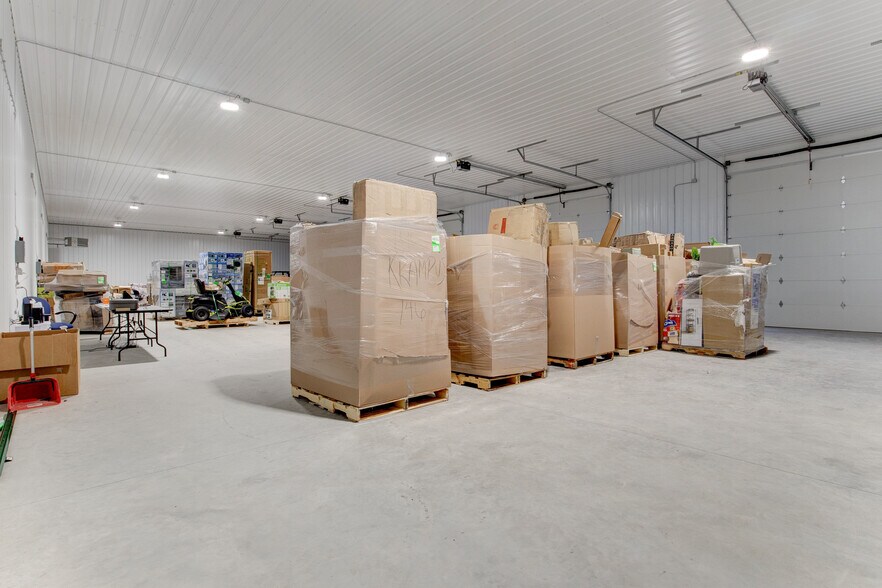 More Photos Of 5773 E Main Street Rd, Batavia Warehouse For Lease