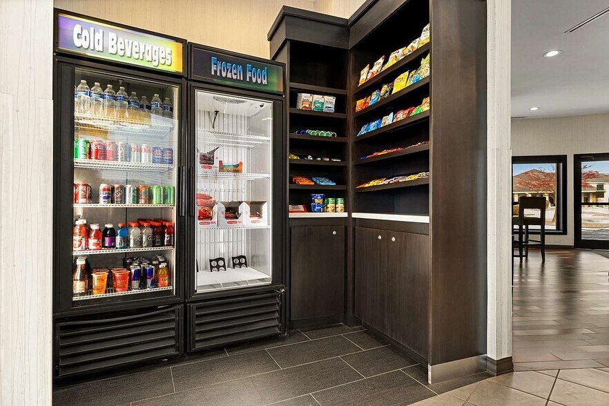 More Photos Of 6109 Cambridge Way, Plainfield Hotel For Sale