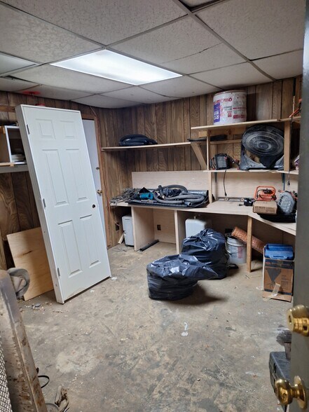 More Photos Of 264 41st St, Brooklyn Warehouse For Lease