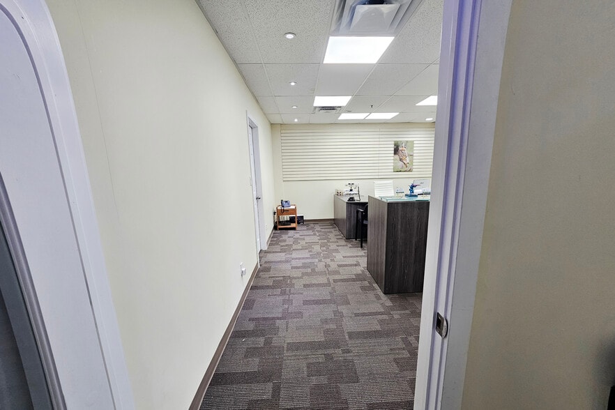 More Photos Of 2920 Ellwood Dr SW, Edmonton Warehouse For Sale