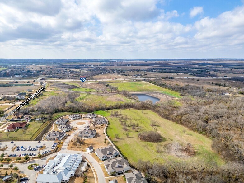 More Photos Of NEC I-35, Waxahachie Land For Sale
