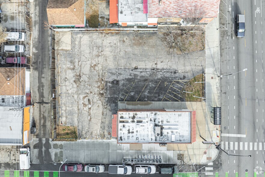 More Photos Of 2356 S Kedzie Ave, Chicago Freestanding For Lease