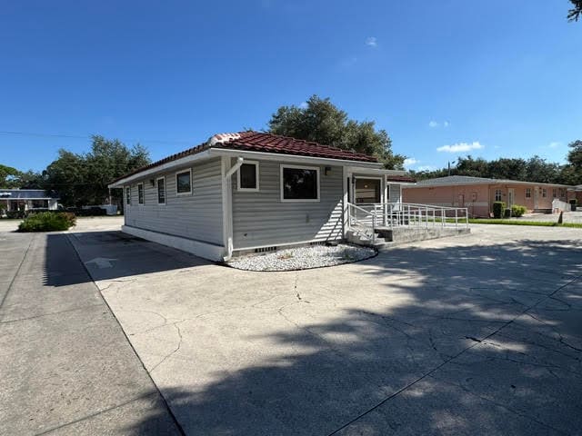More Photos Of 2822 Proctor Rd, Sarasota Office For Lease