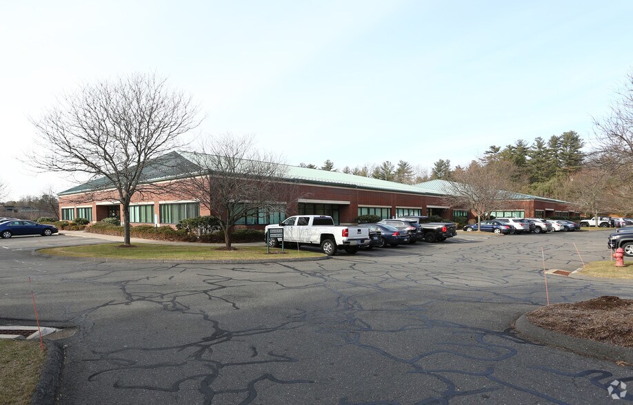 Primary Photo Of 6 Executive Dr, Farmington Office For Lease