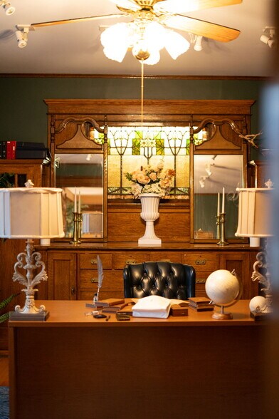 More Photos Of 3040 Lyndale Ave S, Minneapolis Office For Sale