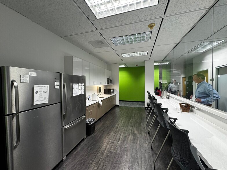 More Photos Of 1628 Browning Rd, Columbia Loft Creative Space For Lease
