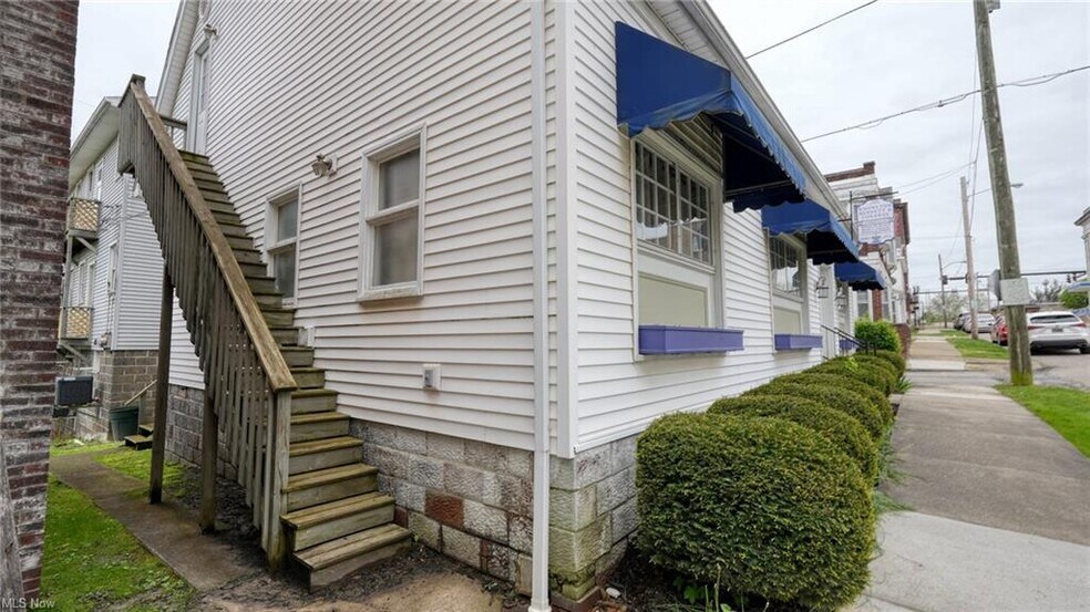 More Photos Of 126 N 9th St, Cambridge Office For Sale