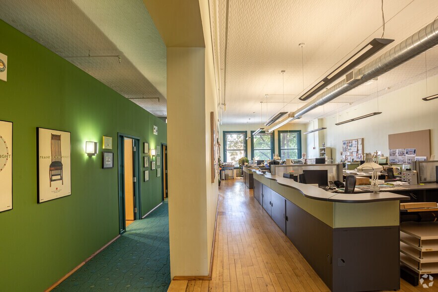 More Photos Of 23 W Broad St, Richmond Office For Sale