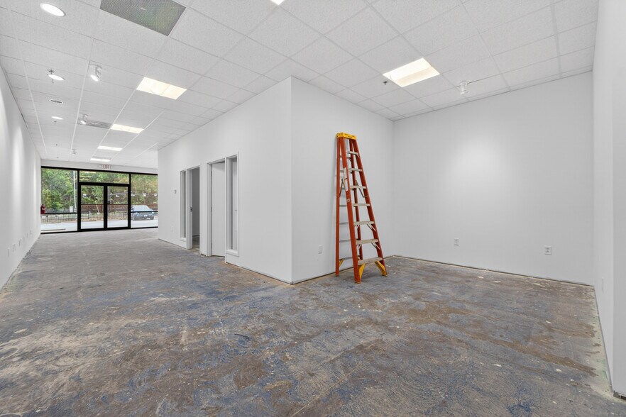 More Photos Of 8610-8648 Mexico Rd, O'Fallon Unknown For Lease