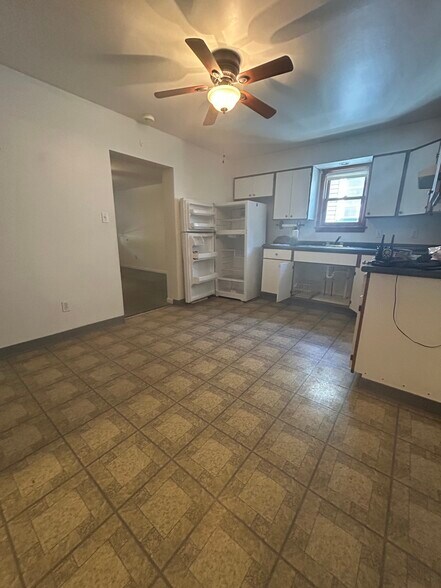 More Photos Of 409 4th St, Monongahela Apartments For Sale