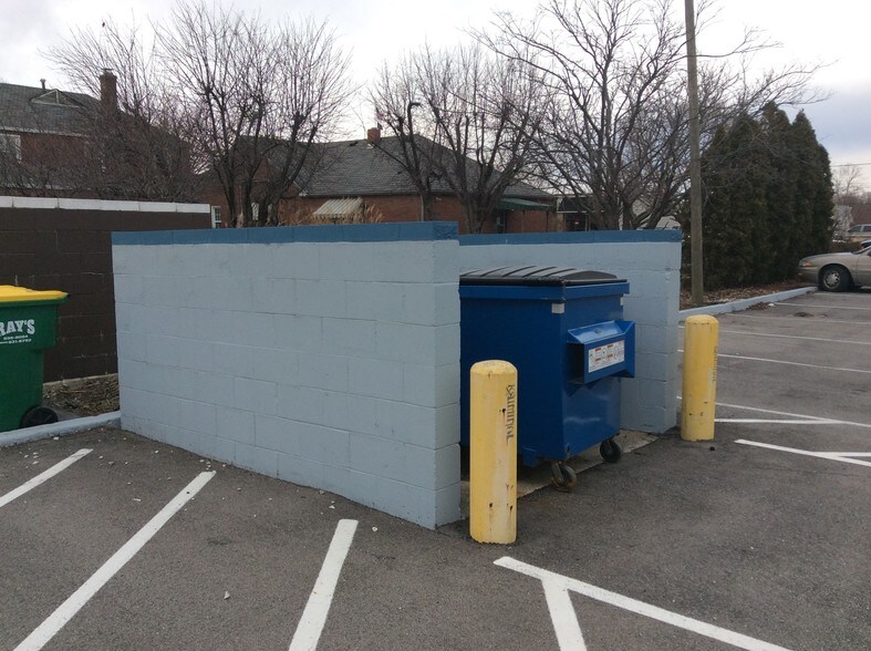 More Photos Of 707-709 Main St, Beech Grove Office For Sale