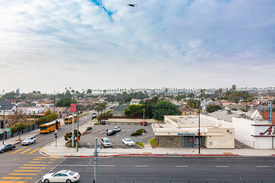 Primary Photo Of 5471 Crenshaw Blvd, Los Angeles Storefront For Sale