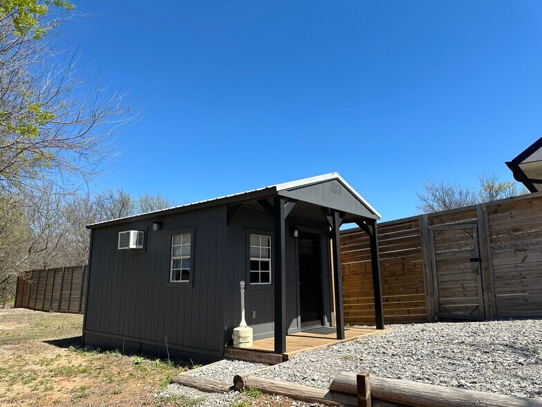 More Photos Of 17432 NE North Dr, Fletcher Religious Facility For Sale