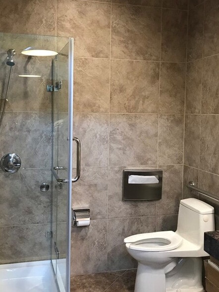 More Photos Of 3501 Ocean View Blvd, Glendale Office For Lease