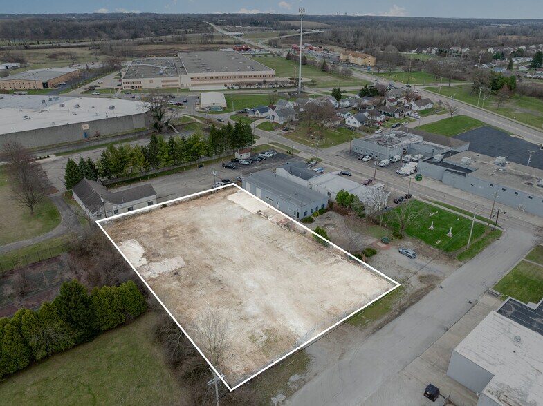 More Photos Of 160 Glaser St, Fairborn Flex For Sale