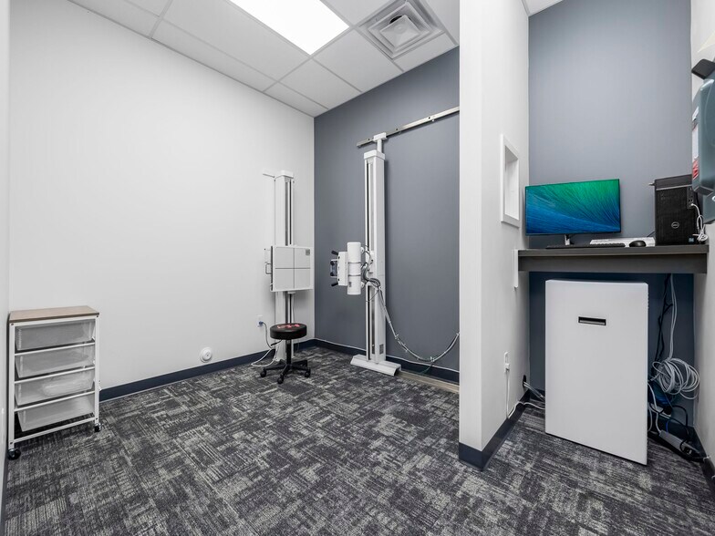 More Photos Of 2255 N University Pky, Provo General Retail For Lease