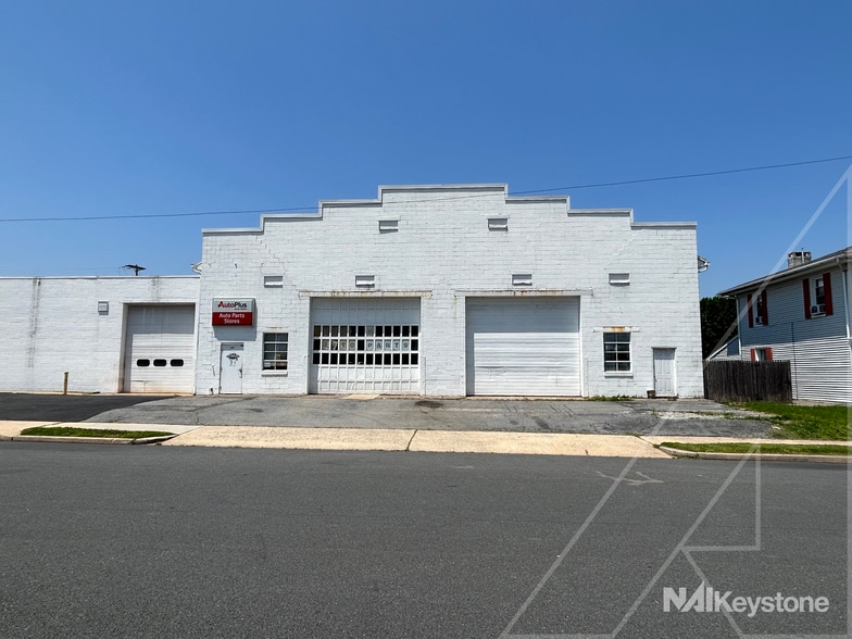 More Photos Of 1009 Brooke Blvd, Reading Auto Repair For Sale