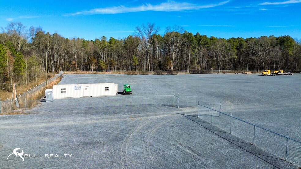 More Photos Of 152 Tyler Dr, Calhoun Warehouse For Lease