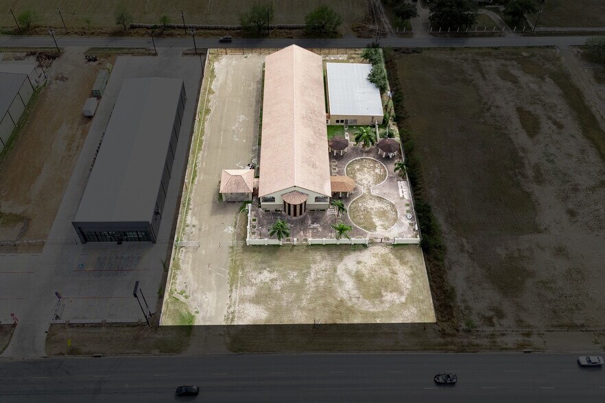 More Photos Of 2301 E Expressway 83, Donna Hotel For Sale