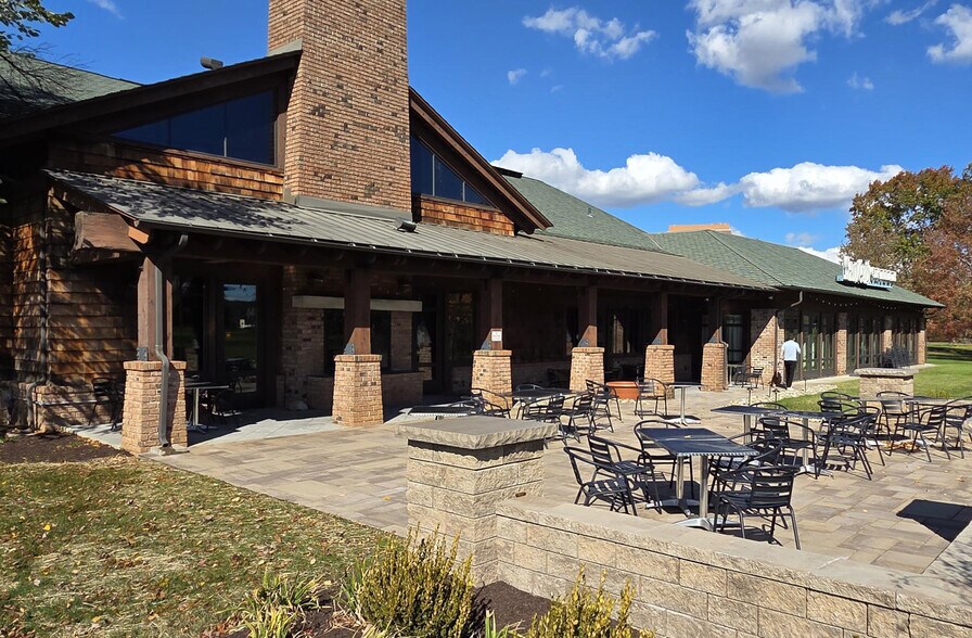 More Photos Of 1 Rockingham Row, Princeton Restaurant For Lease