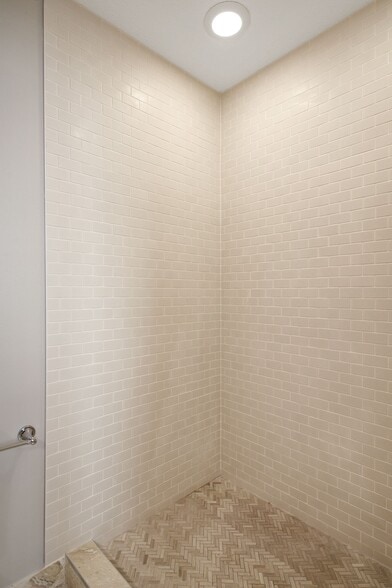 More Photos Of 197 Kent St, Saint Paul Multifamily For Sale