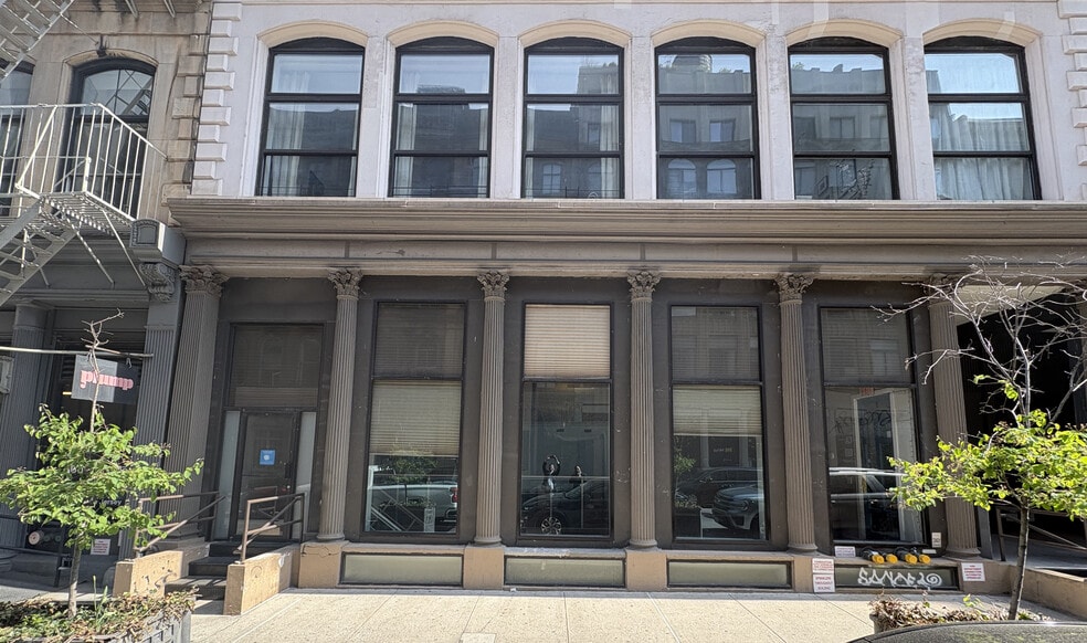 More Photos Of 96-102 Reade St, New York Apartments For Lease