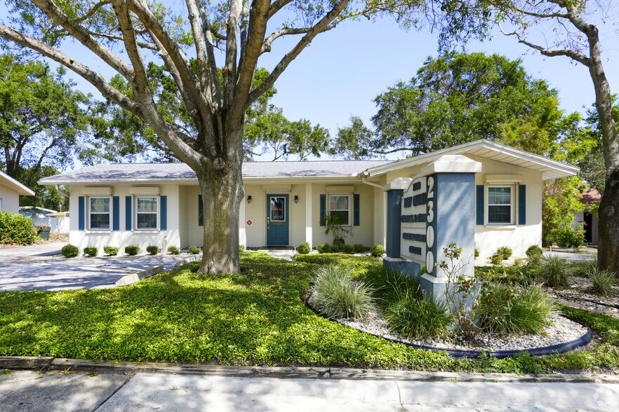 More Photos Of 2300 W Bay Dr, Largo Office Residential For Lease