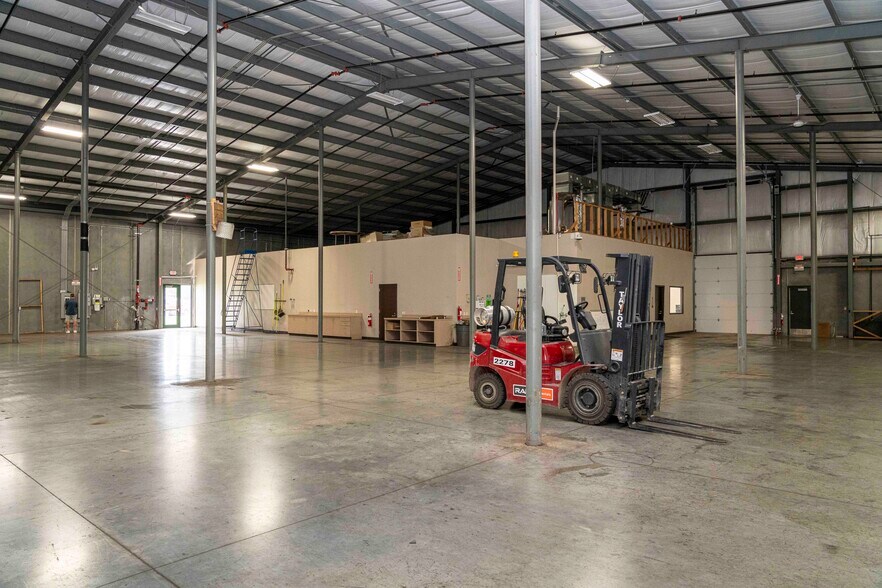 More Photos Of 1110 Aries Dr, Lincoln Industrial For Sale