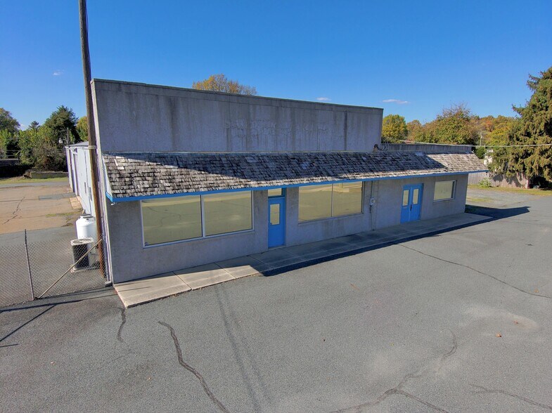 Primary Photo Of 145 S Bohemia Ave, Cecilton Light Distribution For Sale