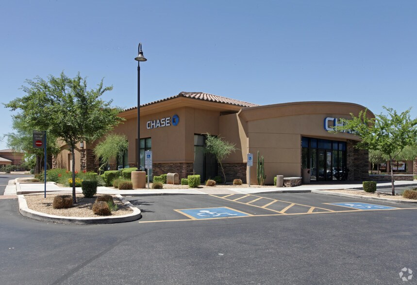 More Photos Of 5915 W Chandler Blvd, Chandler Bank For Lease
