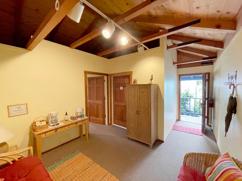 More Photos Of 1672-1676 University Ave, Berkeley Medical For Sale