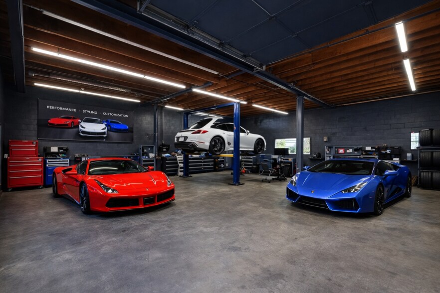 More Photos Of 6N592 Route 25, Saint Charles Freestanding For Sale