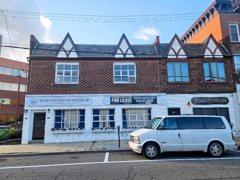 More Photos Of 111-113 S Tyson Ave, Floral Park Office For Lease