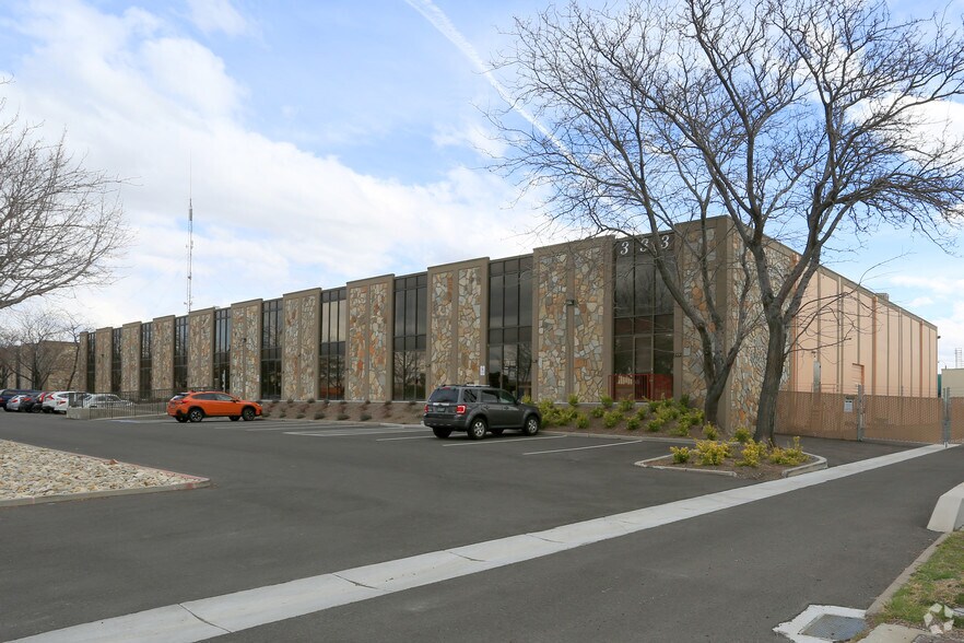 Primary Photo Of 315-333 Freeport Blvd, Sparks Warehouse For Lease