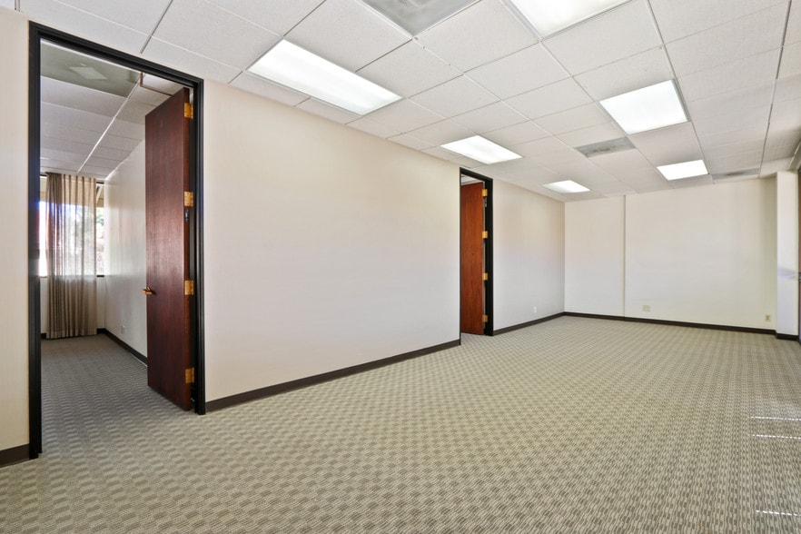 More Photos Of 1235 N Harbor Blvd, Fullerton Office For Lease