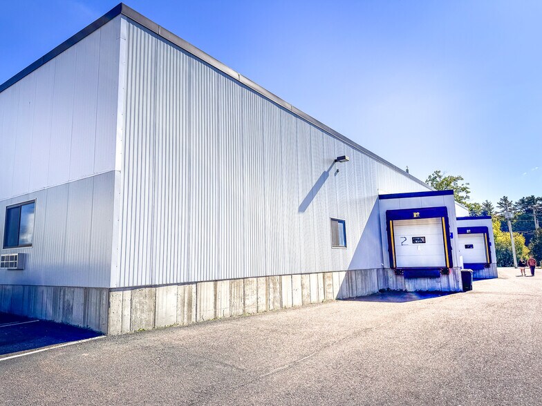 More Photos Of 856 Hercules Dr, Colchester Warehouse For Lease