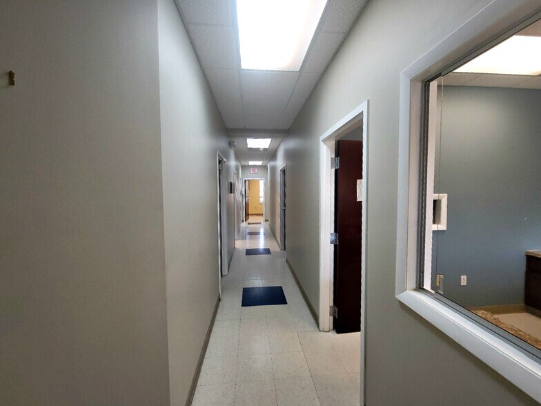 More Photos Of 2356 John Smith Rd, Fayetteville Medical For Lease