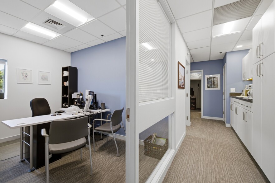 More Photos Of 63 Shore Rd, Winchester Medical For Sale