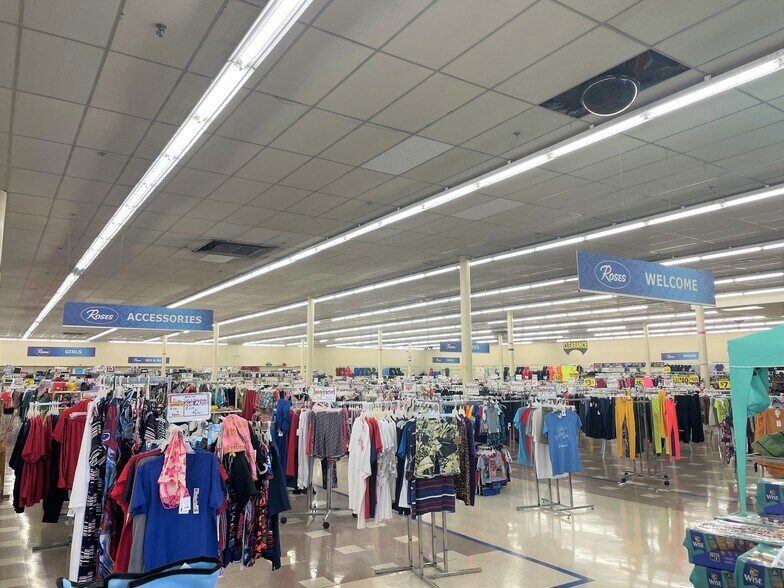 More Photos Of 580 Mason, Harrisonburg Freestanding For Sale