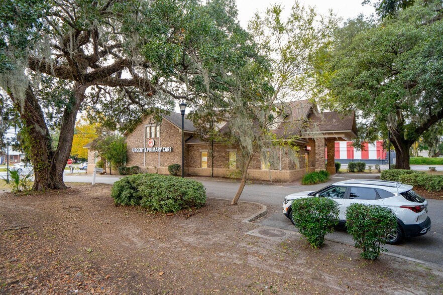 More Photos Of 5880 Rivers Ave, North Charleston Medical For Sale