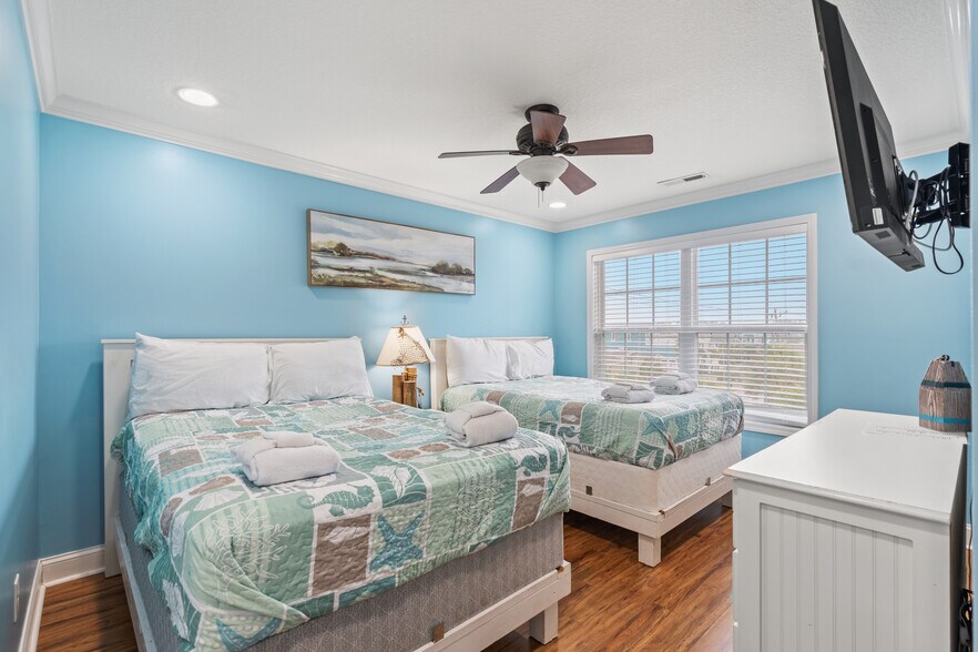 More Photos Of 601 Waccamaw 2 units dr, Murrells Inlet Multifamily For Sale