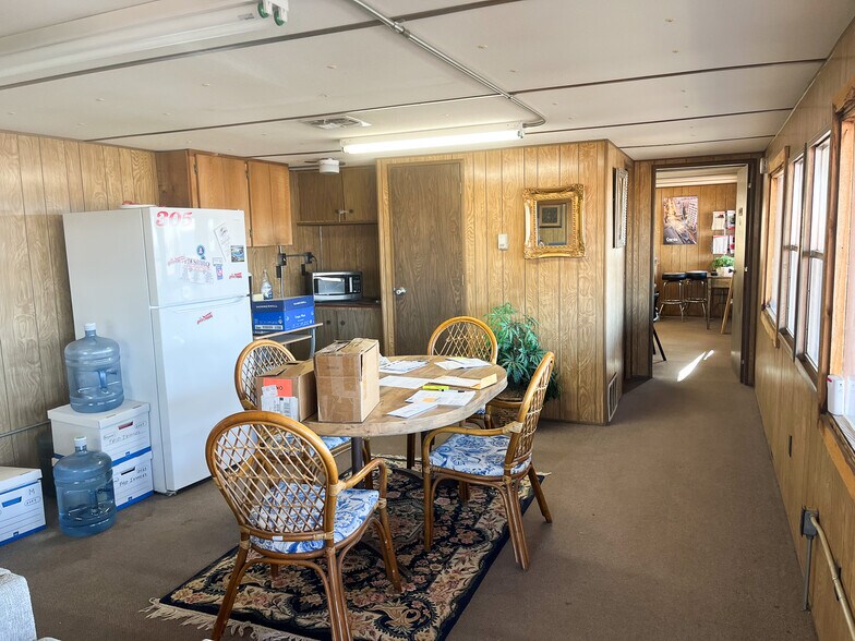 More Photos Of 5906 Avenue A, Lubbock Industrial For Sale