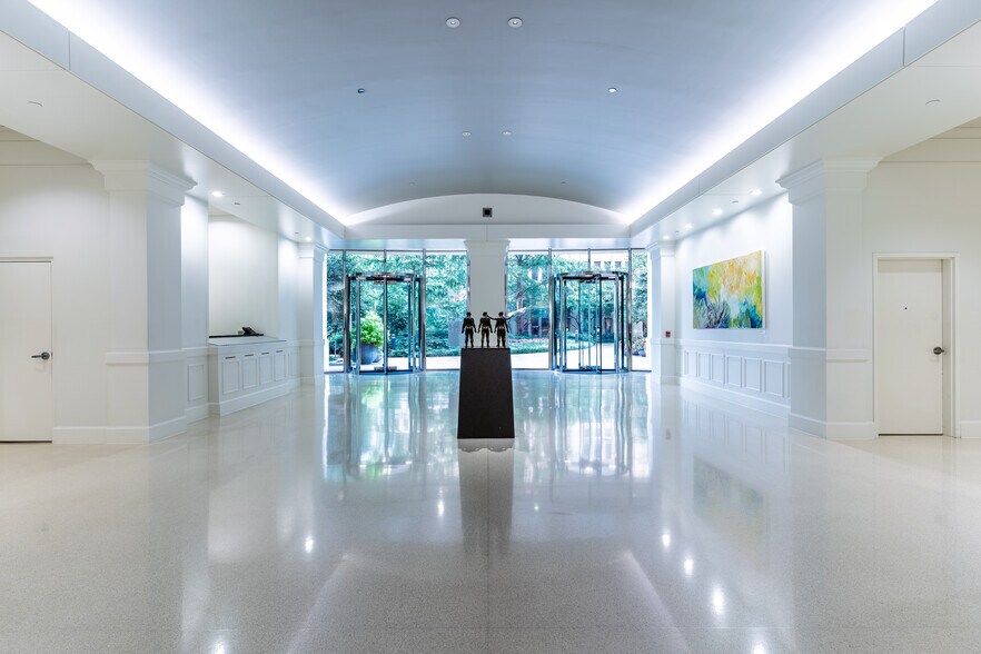 More Photos Of 3390 Peachtree Rd NE, Atlanta Office For Lease