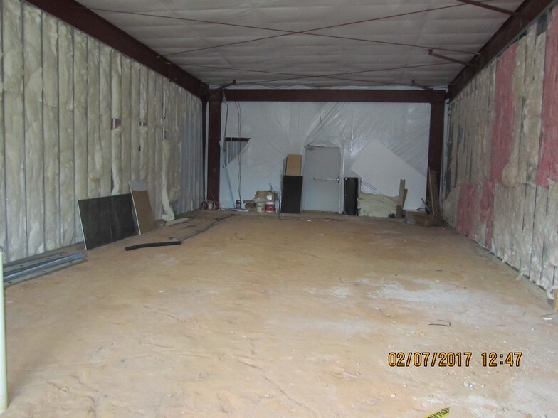 More Photos Of 3935-3943 Dunn Rd, Fayetteville Storefront Retail Office For Lease