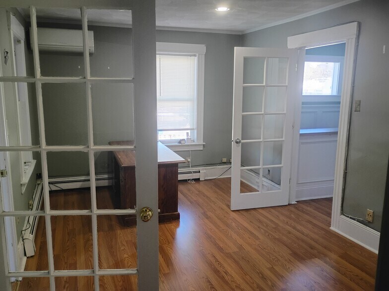 More Photos Of 247 Main St, North Reading Office For Lease