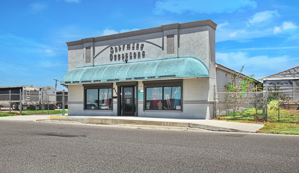 Primary Photo Of 417 W Avenue B, Robstown Department Store For Sale