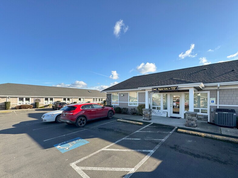 More Photos Of 542-544 N 5th Ave, Sequim Medical For Sale