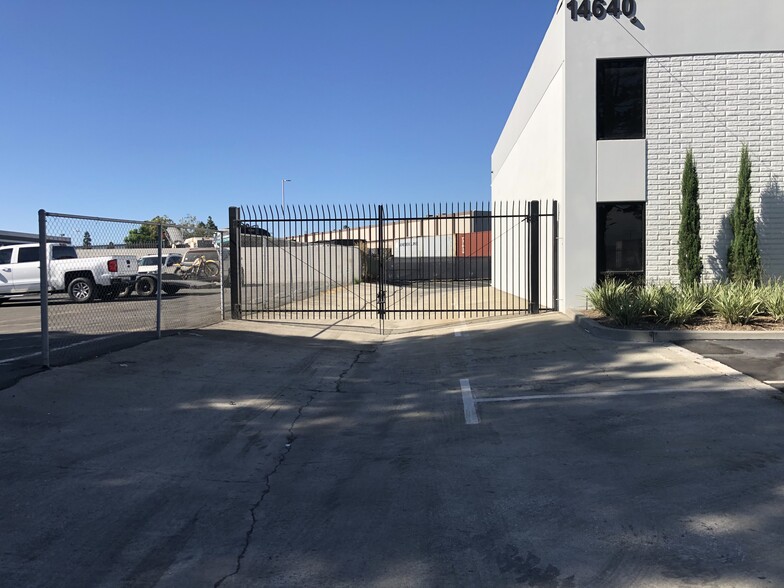 More Photos Of 14640 Industry Cir, La Mirada Warehouse For Sale